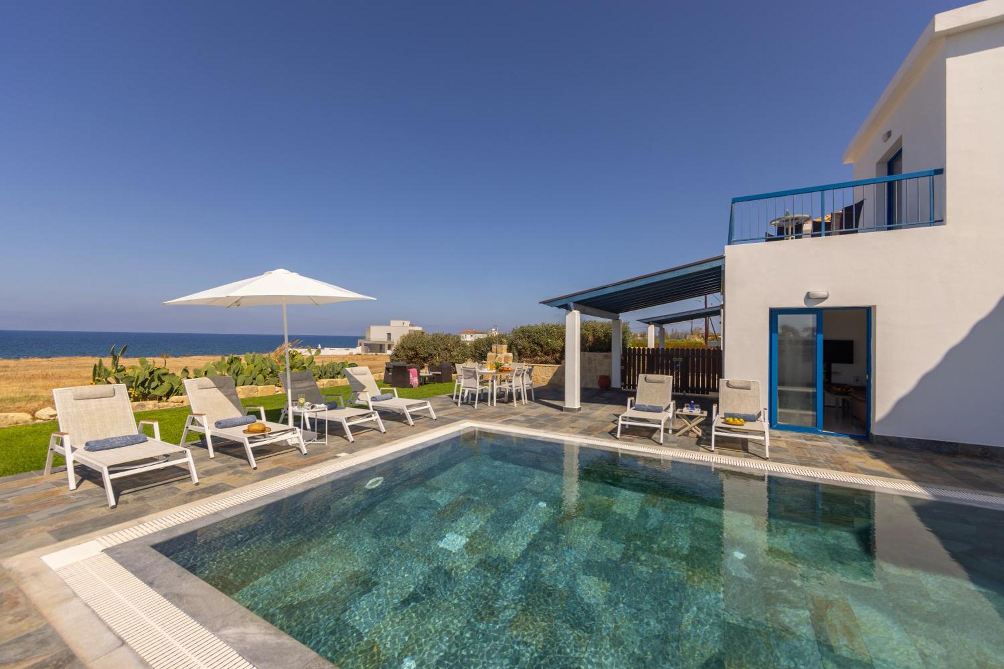 פומוס Diana Seaside Villas מראה חיצוני תמונה