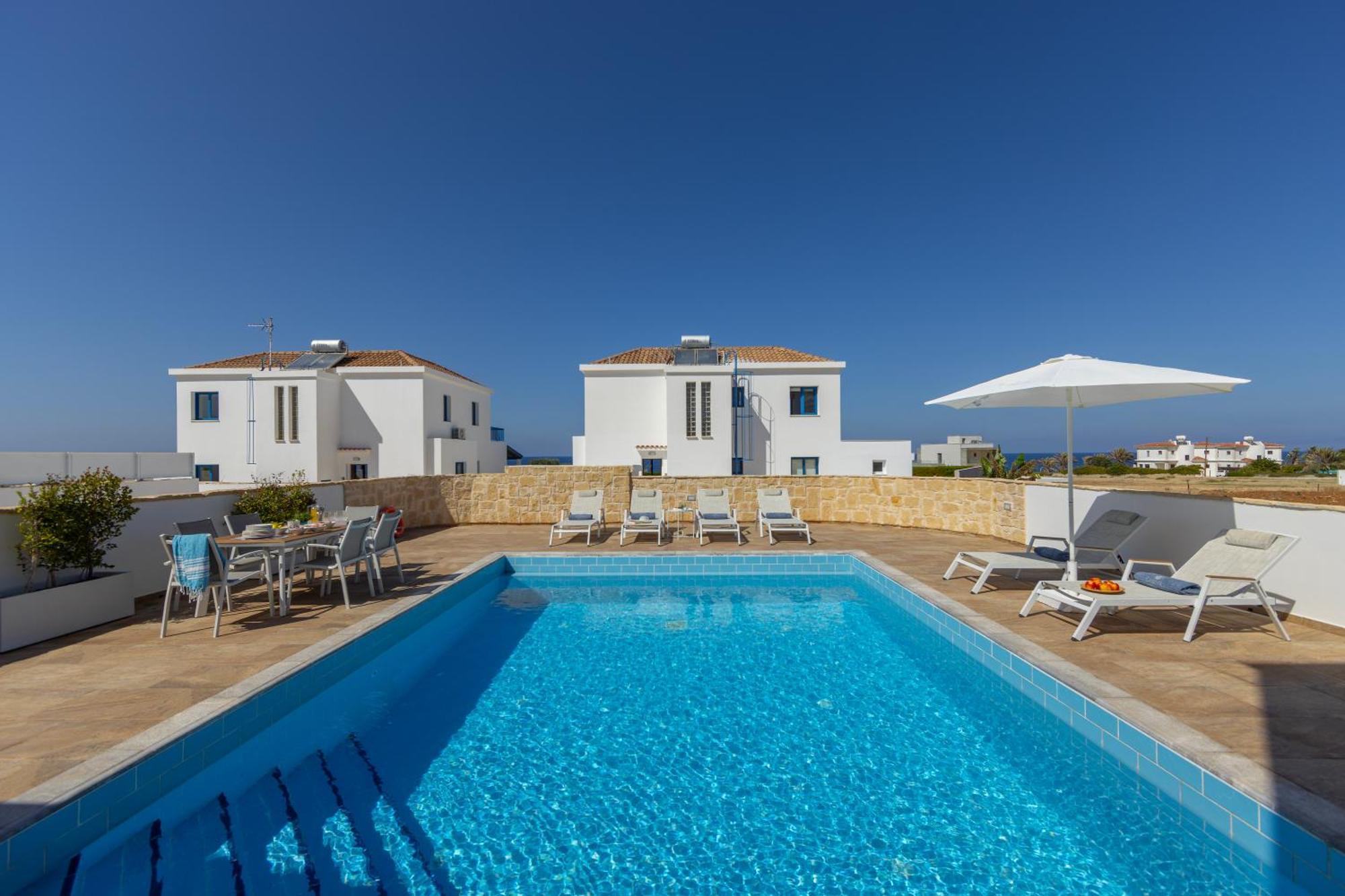 פומוס Diana Seaside Villas מראה חיצוני תמונה