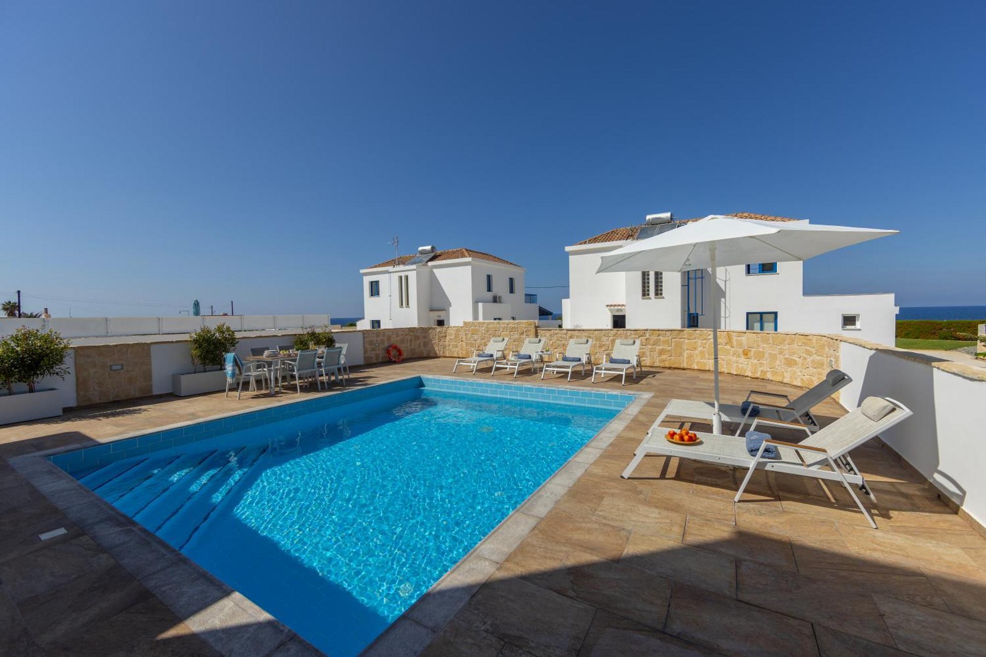 פומוס Diana Seaside Villas מראה חיצוני תמונה