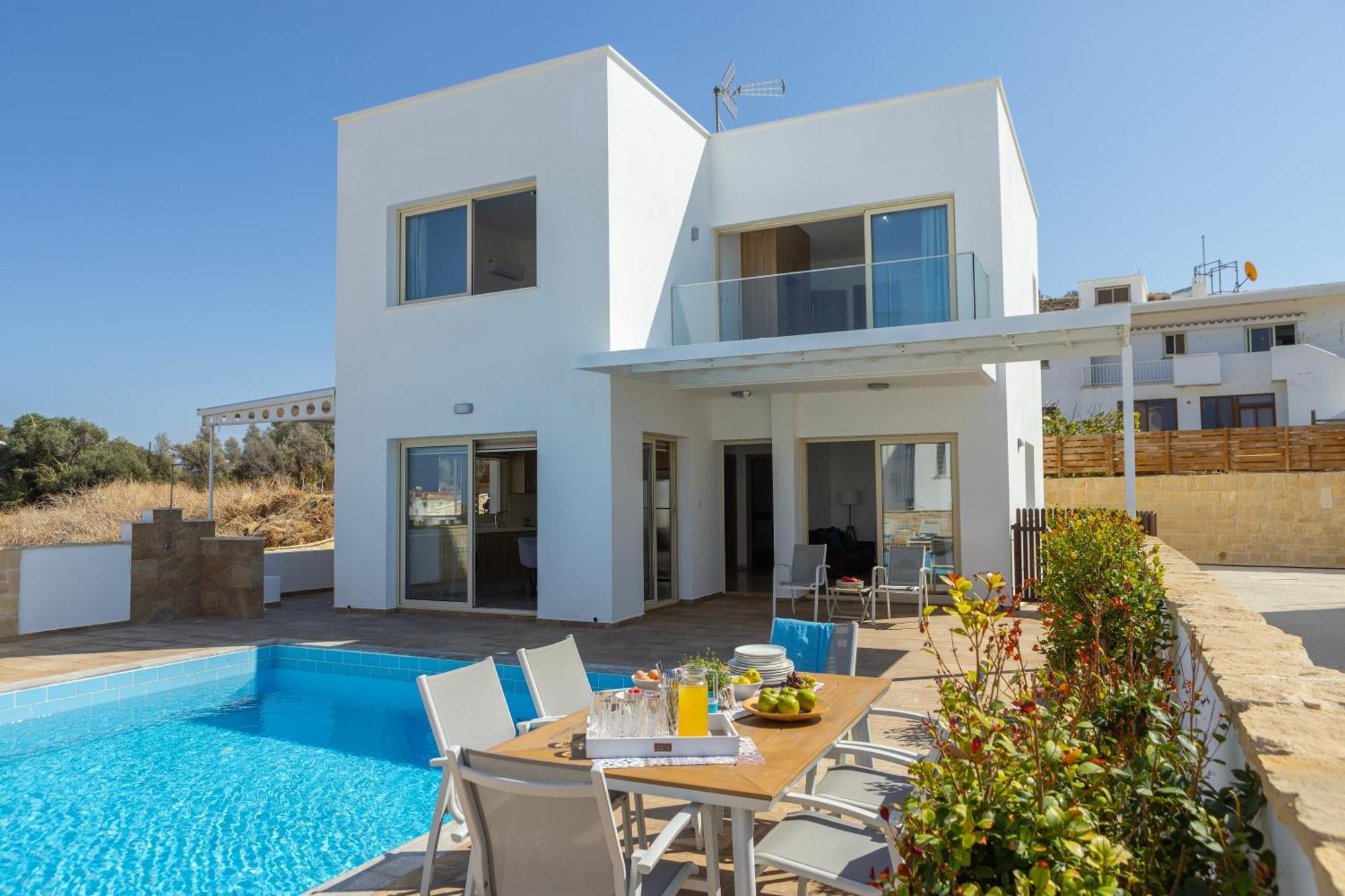 פומוס Diana Seaside Villas מראה חיצוני תמונה