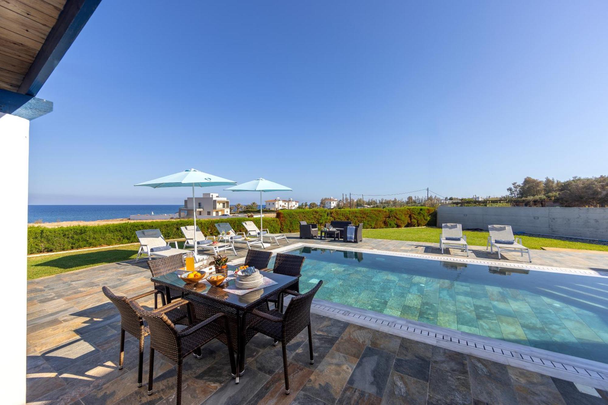 פומוס Diana Seaside Villas מראה חיצוני תמונה